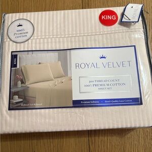 Royal Velvet Beige Cotton Sheet Set